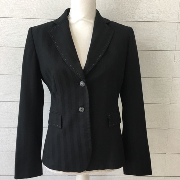 Tahari Blazer - Picture 1 of 6